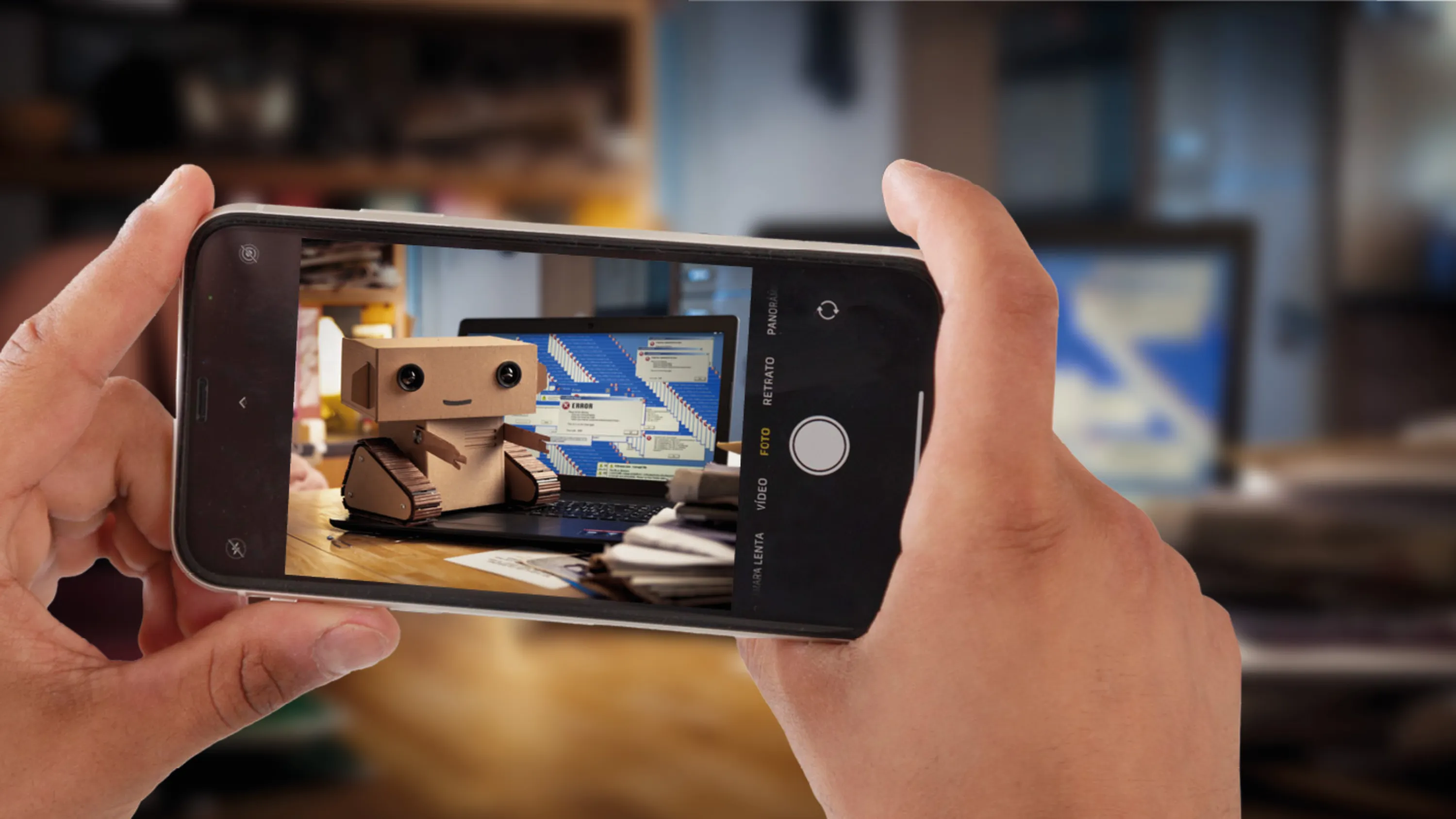 Il robot Robi utilizza un computer