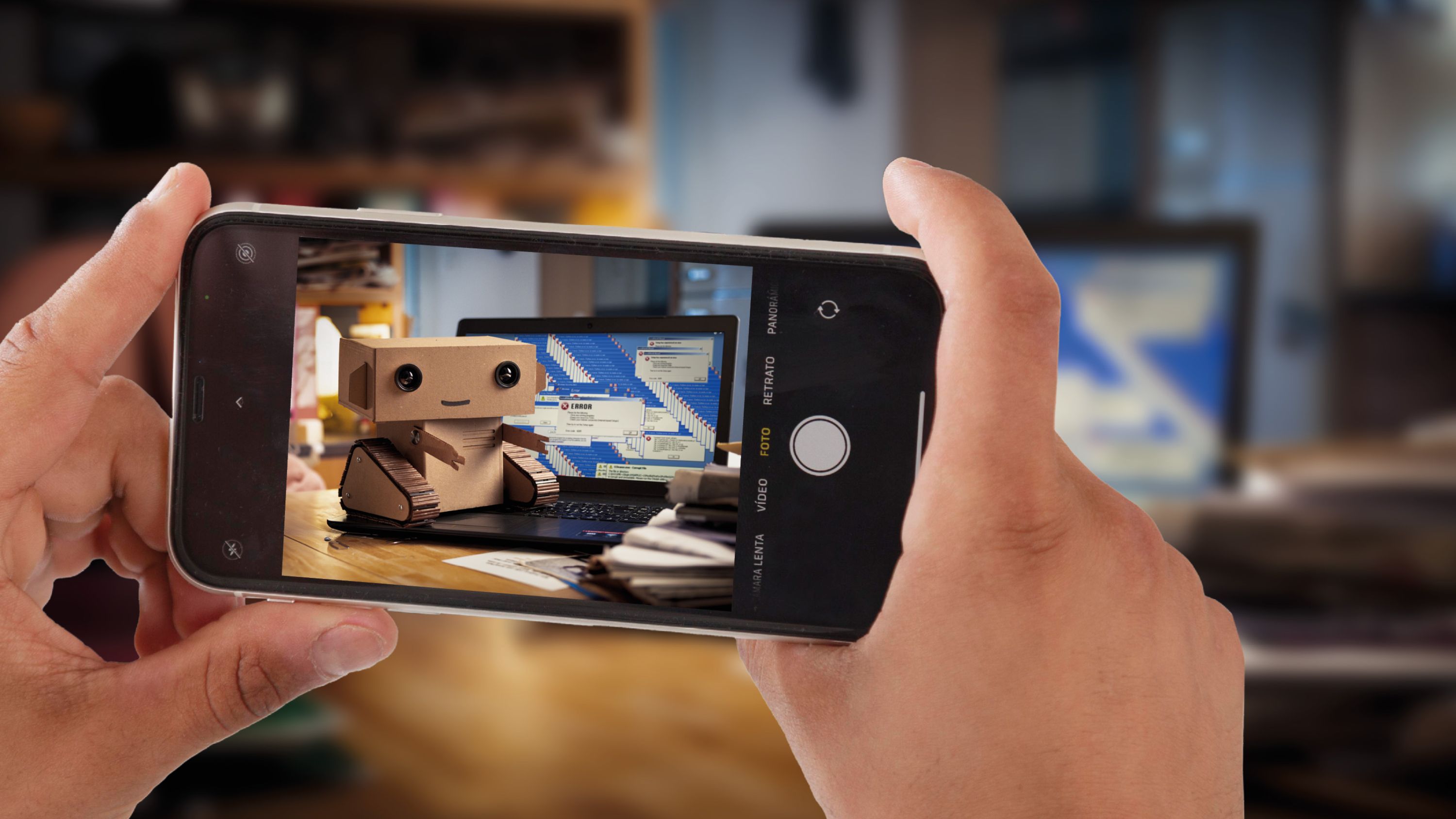 Il robot Robi utilizza un computer
